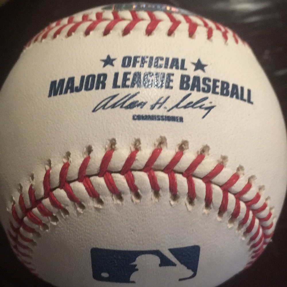 Bryan Thomas Signed Baseball - Picture 3 of 3